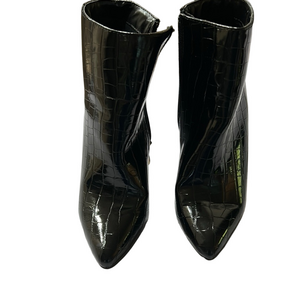 Lulus Black Croc-Embossed new Ankle Boots with side zipper and gold metal zipper